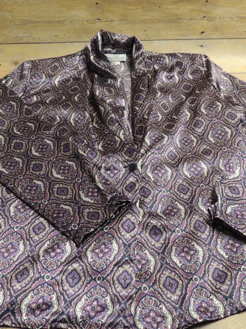 VINTAGE 80s/90s Anna Kriste Silky Geometric Medallion Blouse